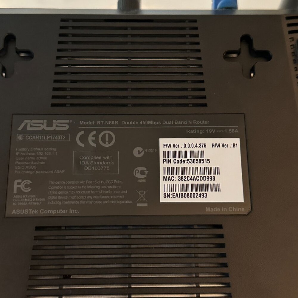 Asus Router Double 450Mbps N Router RT-N66R - Picture 4 of 6